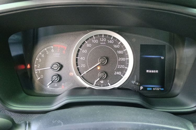 丰田 雷凌 2019款 185T CVT豪华版 国VI局部细节14