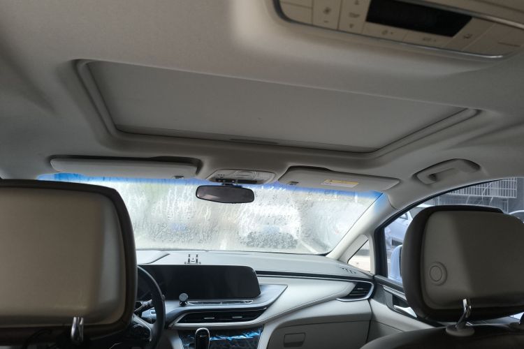 别克GL8 2023款 ES陆尊 舒适型中控内饰22