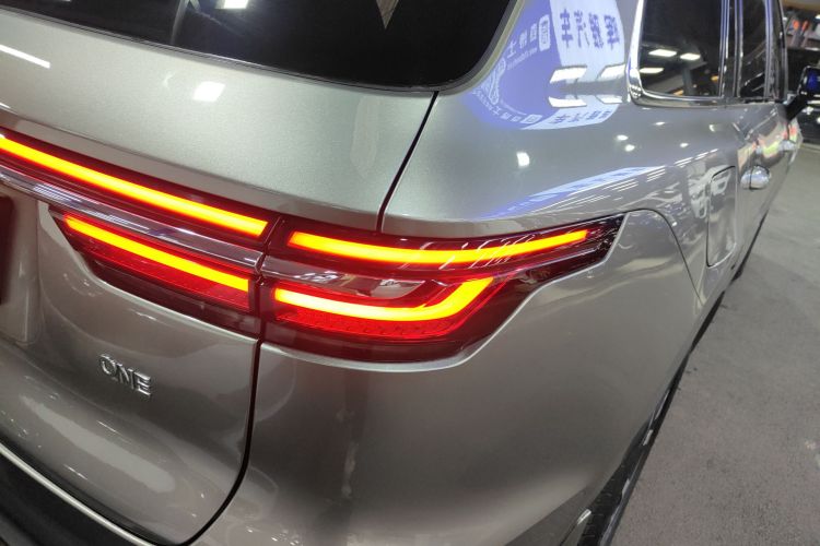 理想汽车 理想ONE 2020款 增程6座版车身外观6001