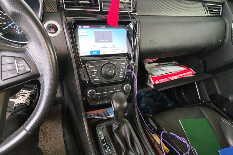 江铃 驭胜S330 2016款 1.5L GTDi 自动两驱尊贵版中控内饰16