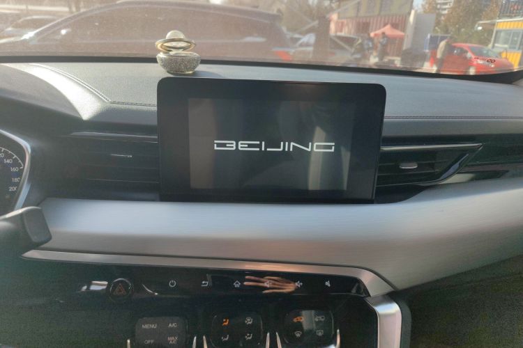 北京汽车 北京X3 2021款 1.5T CVT荣耀版中控内饰16