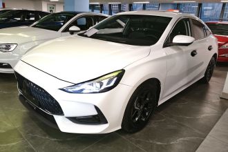 名爵 MG5 2021款 改款 180DVVT CVT青春豪华版