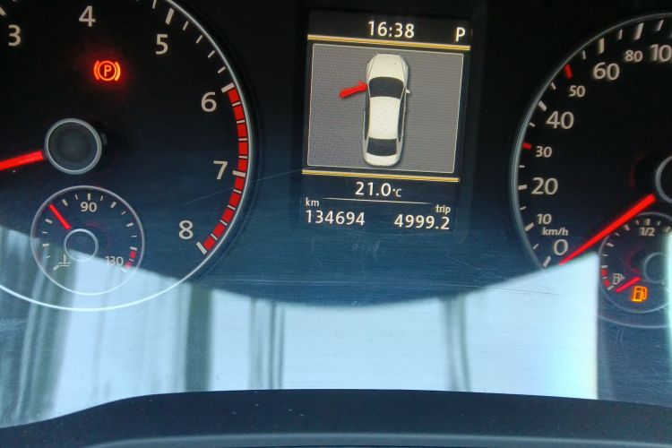 大众 帕萨特 2014款 1.8TSI DSG御尊版中控内饰15