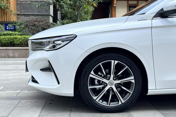 吉利汽车 帝豪 2022款 第4代 1.5L CVT旗舰型车身外观6007