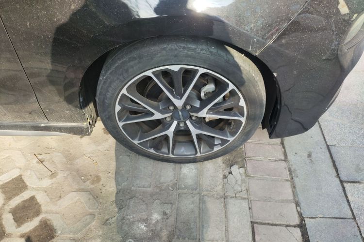 领克03 2021款 1.5TD DCT劲 冠军版车身外观10