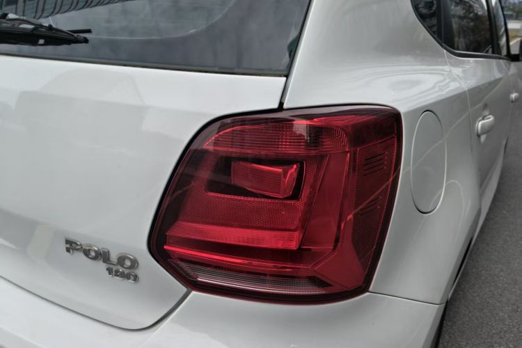 大众 Polo 2016款 1.6L 自动舒适型车身外观9