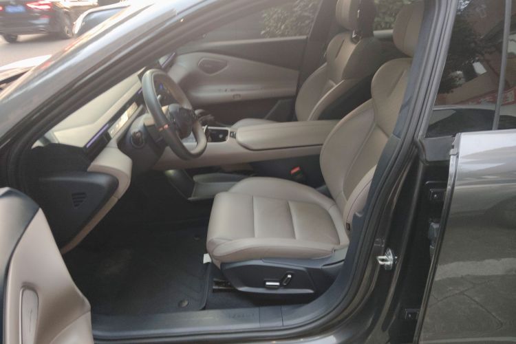 领克Z10 2024款 95kWh 766km后驱Max局部细节19