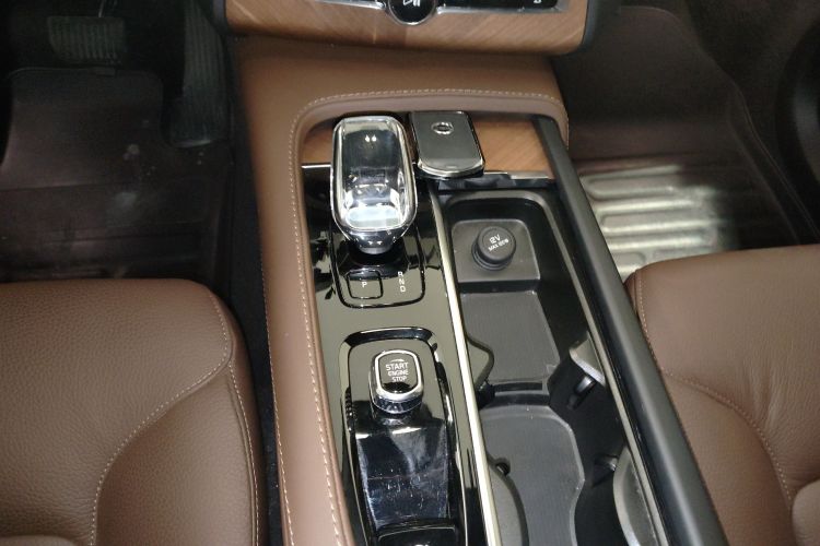 沃尔沃XC90 2023款 B6 智逸豪华版 7座局部细节18