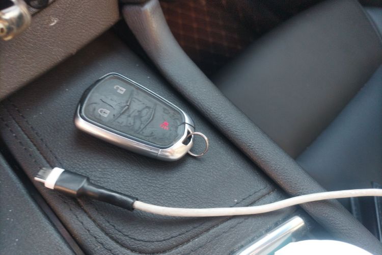 凯迪拉克XT5 2018款 28E 四驱技术型中控内饰7001