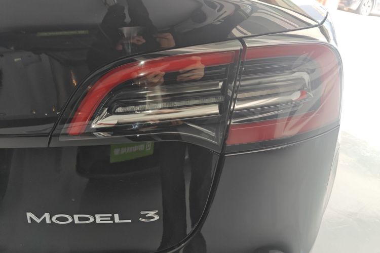 特斯拉 Model 3 2022款 后轮驱动版车身外观6006