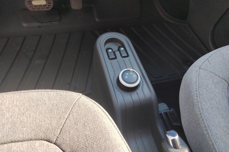 五菱汽车 宏光MINIEV 2021款 马卡龙臻享款 三元锂中控内饰18