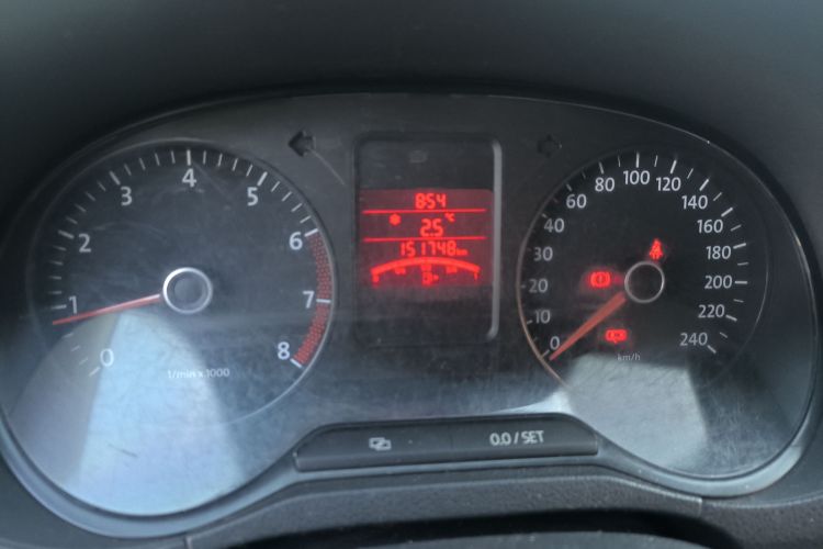 大众 Polo 2011款 1.4L 手动致乐版中控内饰15