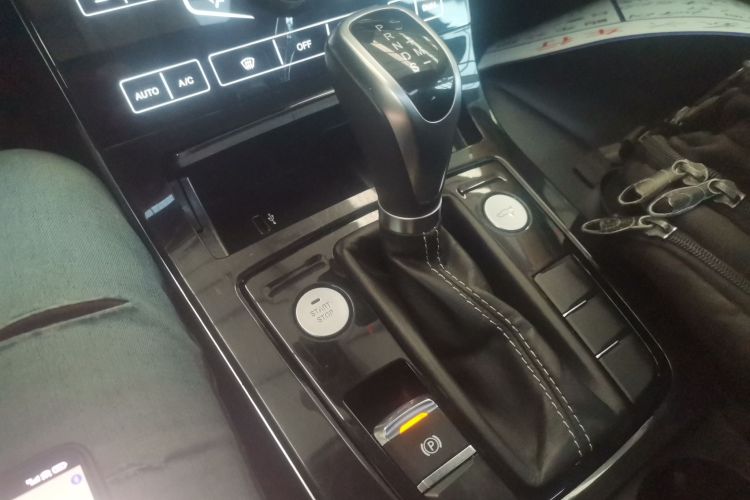 红旗H5 2019款 30TD 型动版局部细节18