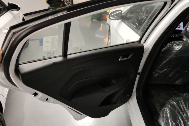 国金汽车 骏行 2023款 标准型中控内饰7008