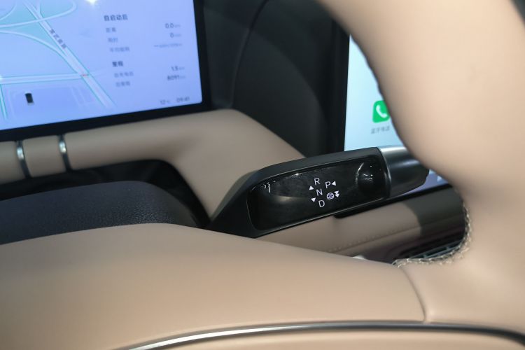 小鹏G9 2025款 625 长续航 Max局部细节18