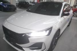 福特 福克斯 2022款 两厢 EcoBoost 180 自动ST Line