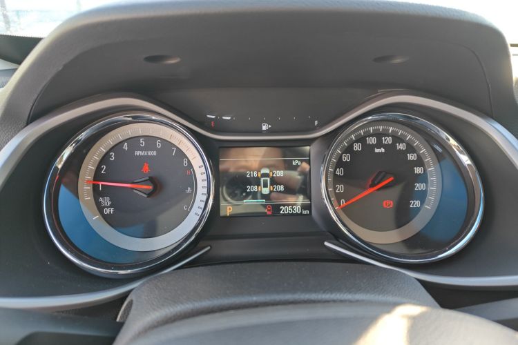 雪佛兰 沃兰多 2019款 Redline 530T 自动纵享版（5+2款） 国VI中控内饰14