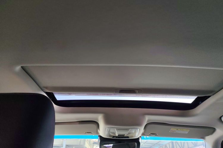 坦克300 2021款 越野版 2.0T 征服者中控内饰22