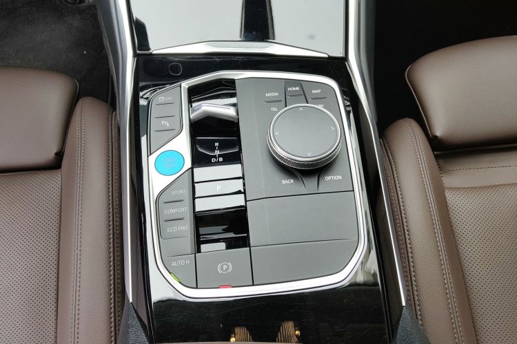 宝马i3 2022款 eDrive 35 L中控内饰18