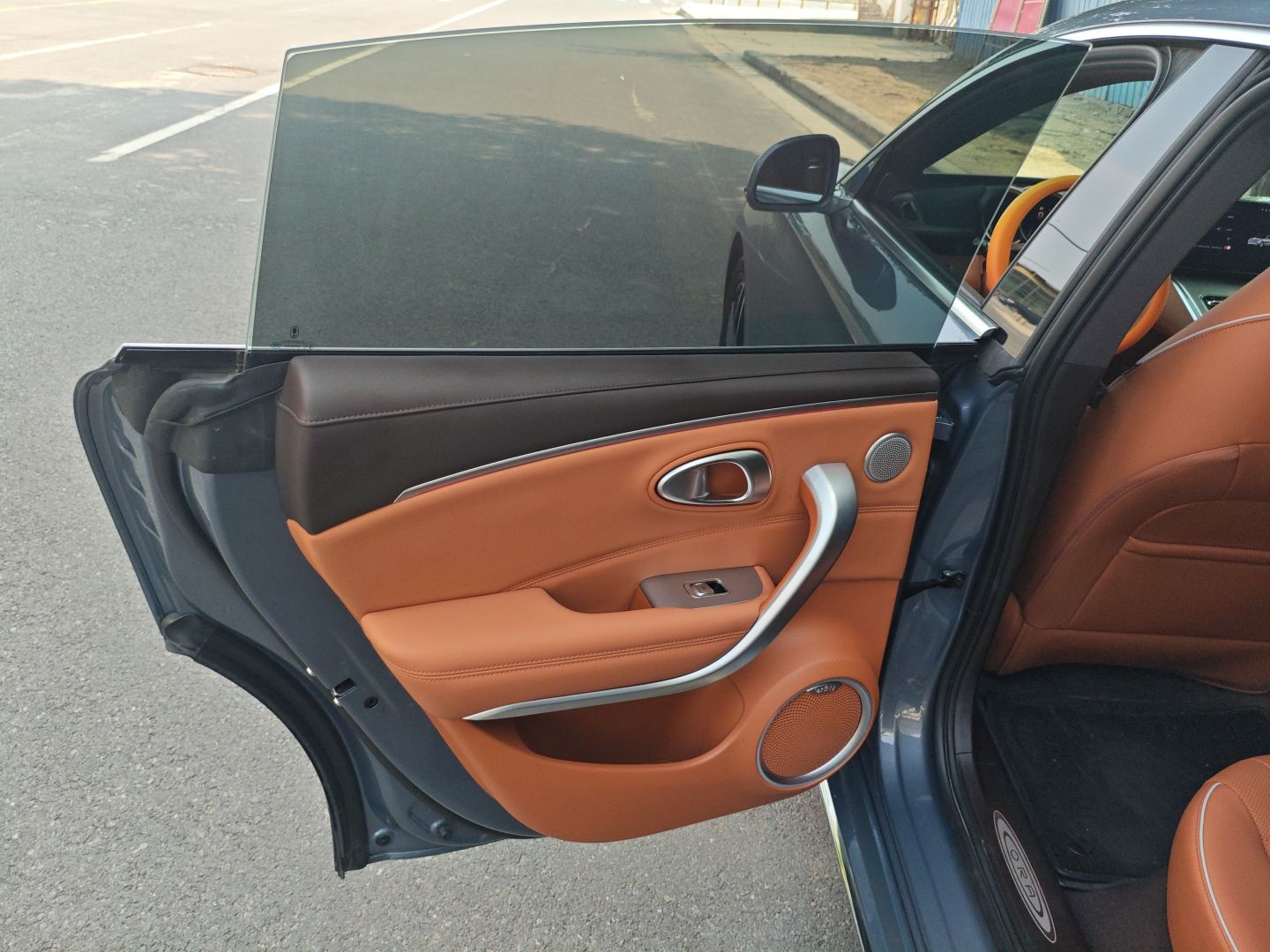 欧拉闪电猫 2022款 555km 尊贵版