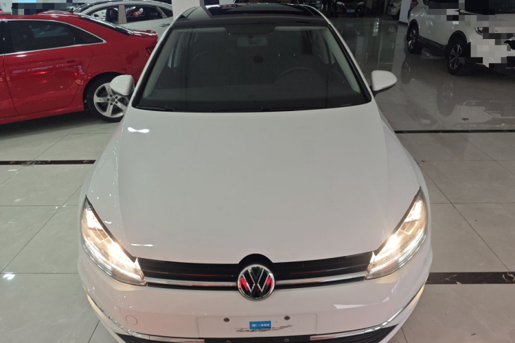 大众 高尔夫 2020款 200TSI DSG舒适进取版车身外观2