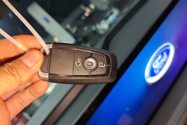 福特 蒙迪欧 2023款 EcoBoost 180 豪华型中控内饰7001