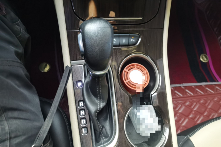 别克 威朗 2018款 三厢 15S 自动领先型中控内饰18