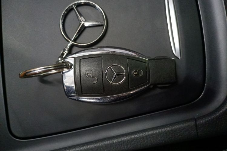 奔驰GLA 2016款 GLA 200 动感型中控内饰7001