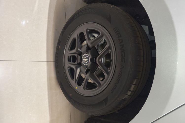 比亚迪 秦PLUS 2025款 DM-i 智驾版 128KM进取型车身外观6008