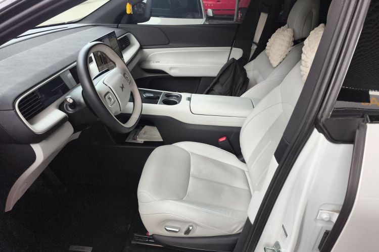 小鹏G6 2023款 580 长续航 Max中控内饰19