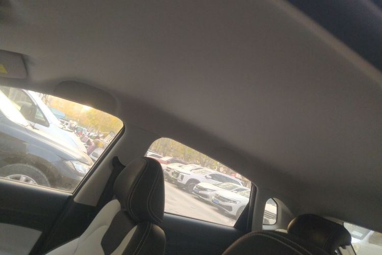 哪吒汽车 哪吒AYA 2023款 401局部细节22