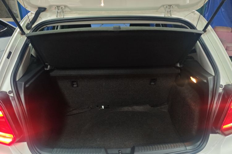 大众 Polo 2016款 1.4L 自动风尚型局部细节23