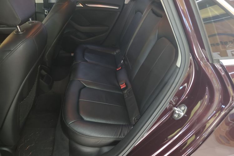 奥迪A3 2016款 Limousine 35 TFSI 领英型中控内饰7004