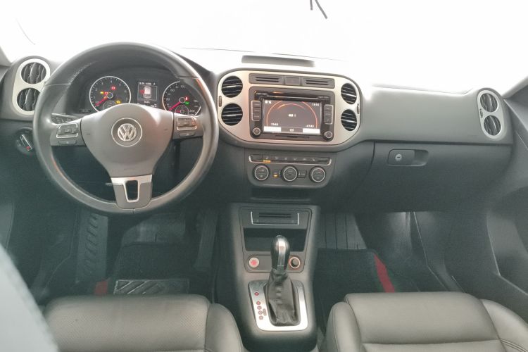 大众 途观 2015款 1.8TSI 自动两驱豪华型中控内饰12