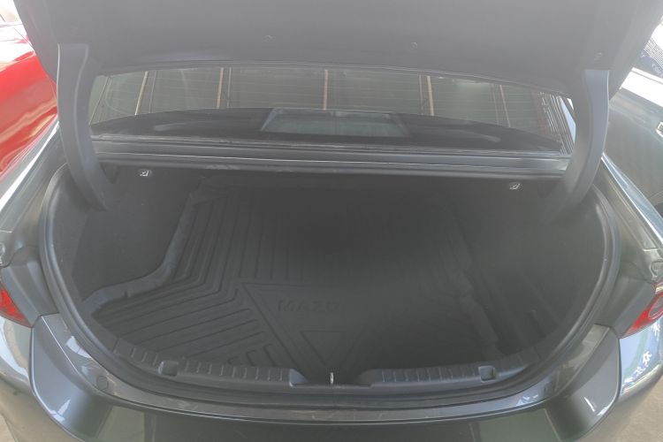 马自达3 昂克赛拉 2020款 2.0L 自动质雅版机舱底盘23