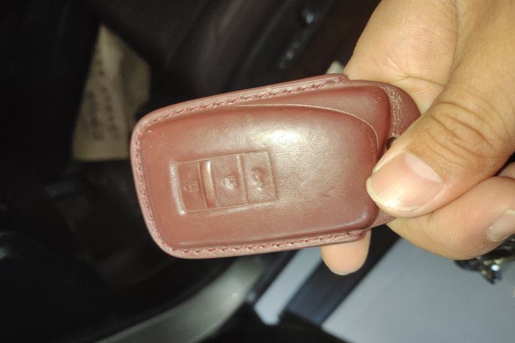 雷克萨斯RX 2020款 改款 300 四驱典雅版中控内饰11