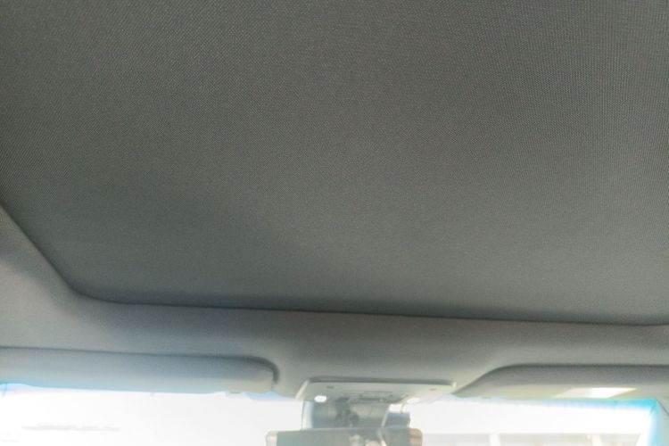 丰田 亚洲龙 2022款 双擎 2.5L XLE尊贵版中控内饰22