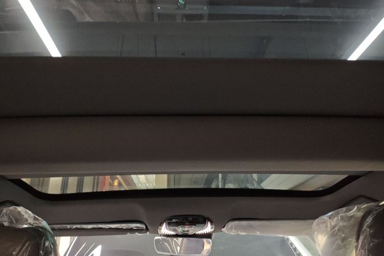 岚图汽车 岚图追光 2024款 PHEV 四驱超长续航行政版中控内饰22