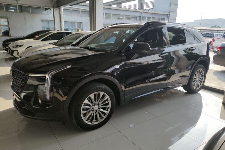 凯迪拉克XT4 2024款 28T 两驱豪华型车身外观4