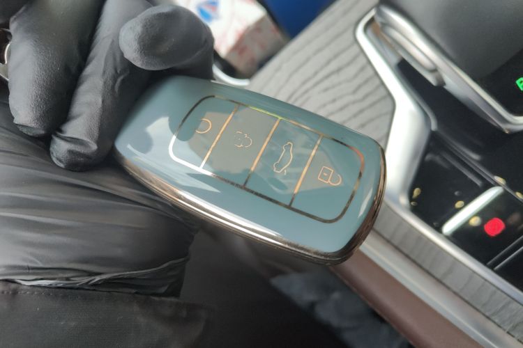 奇瑞 瑞虎8 PRO 2024款 冠军版 390T 两驱巅峰版 5座中控内饰11