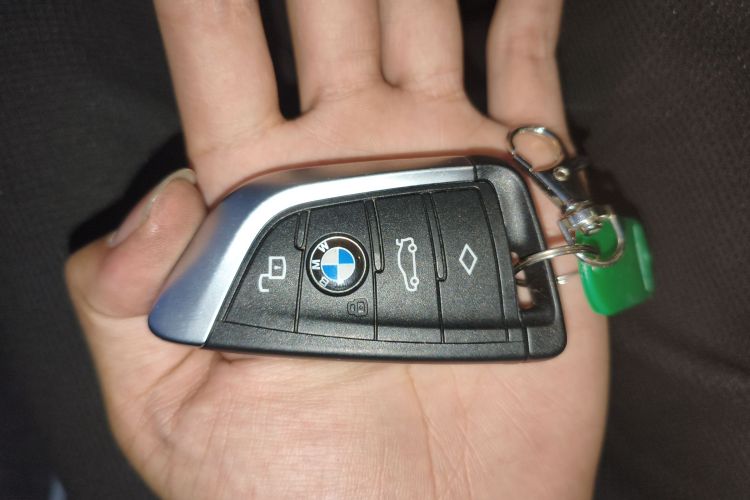 宝马2系(进口) 2023款 225i 四门轿跑车 M运动套装中控内饰11