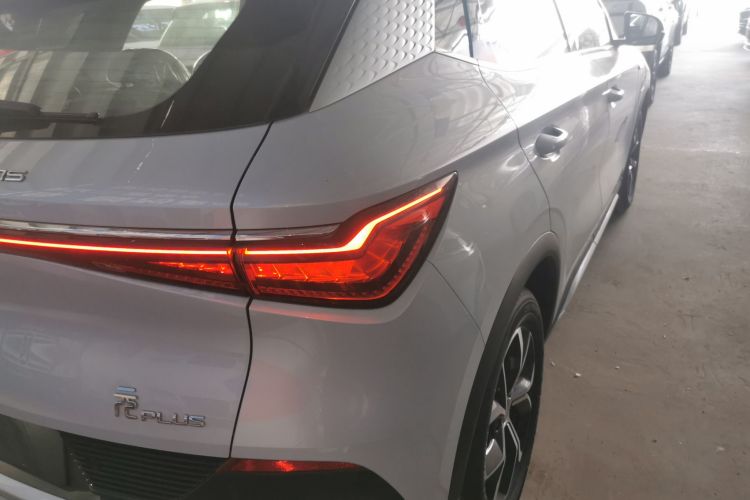 比亚迪 元PLUS 2024款 荣耀版 430KM 领先型车身外观9