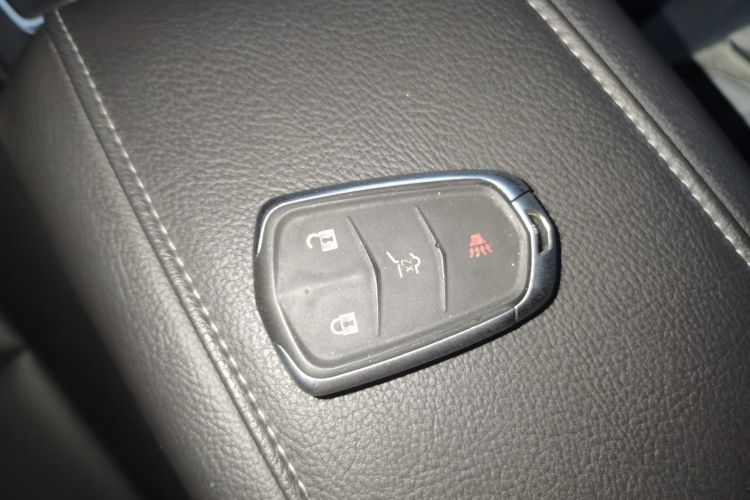 凯迪拉克XT4 2020款 28T 两驱领先型中控内饰11