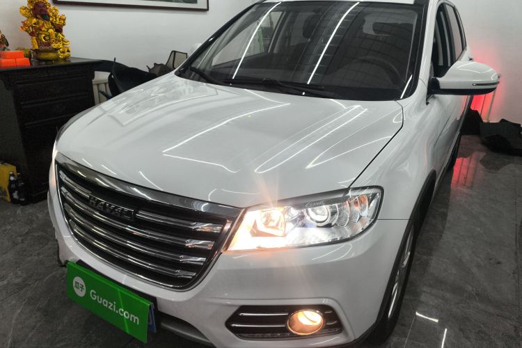 哈弗H6 2021款 运动版 1.5T 自动精英智联型 U型格栅车身外观2