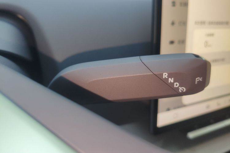 阿维塔12 2024款 700 三激光后驱奢享版中控内饰18