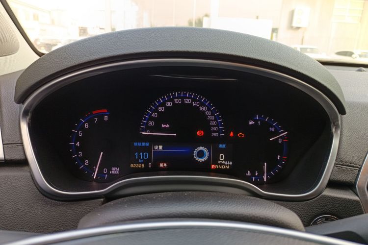 凯迪拉克SRX 2015款 3.0L 精英型中控内饰14