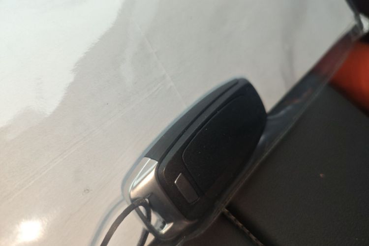 奥迪Q6 2024款 40 TFSI quattro 观云型 羽林套装 7座中控内饰11