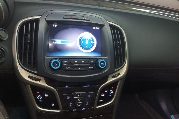 别克 君越 2013款 2.4L SIDI精英舒适型局部细节16