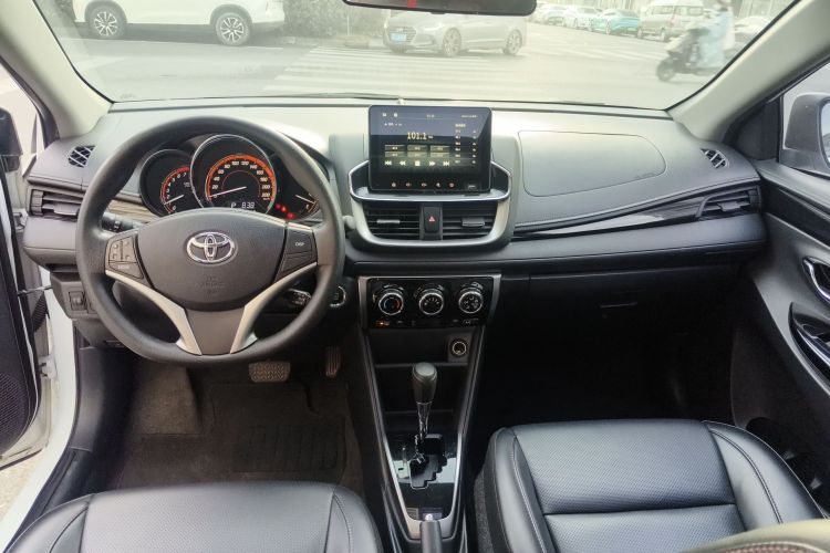 丰田 YARiS L 致炫 2020款 致炫X 1.5L CVT尊贵版中控内饰12