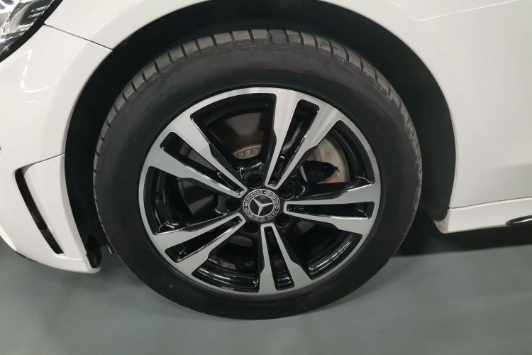 奔驰C级 2019款 C 260 运动版车身外观6007